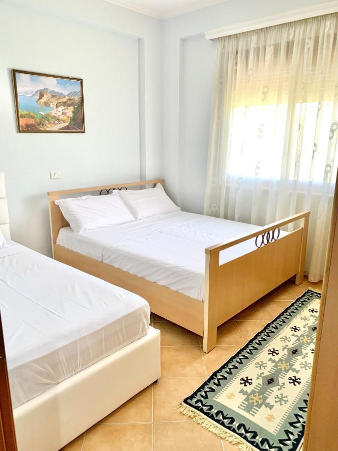 Four Seasons Golem Apartment *