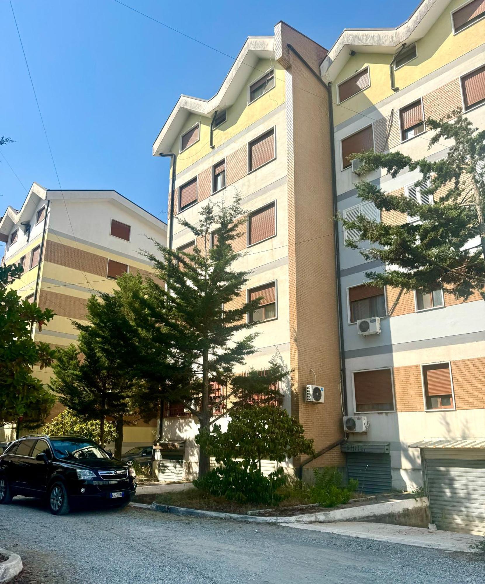 Four Seasons Golem Golem (Tirana)
